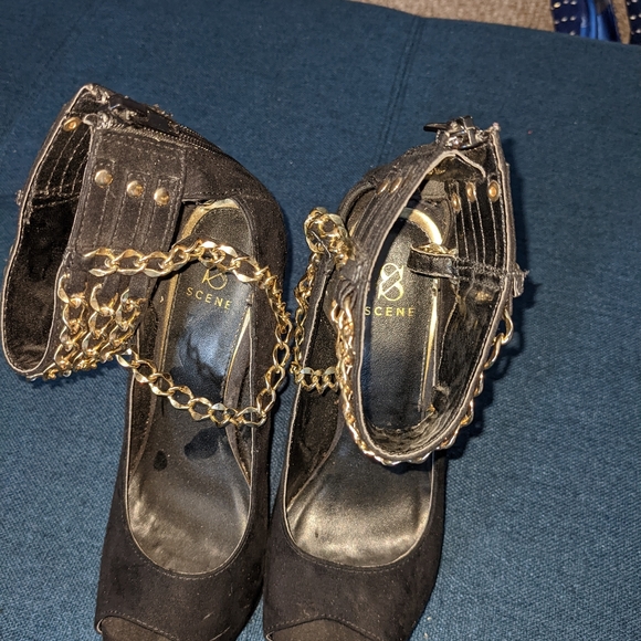 Heels 6 " - Picture 2 of 2